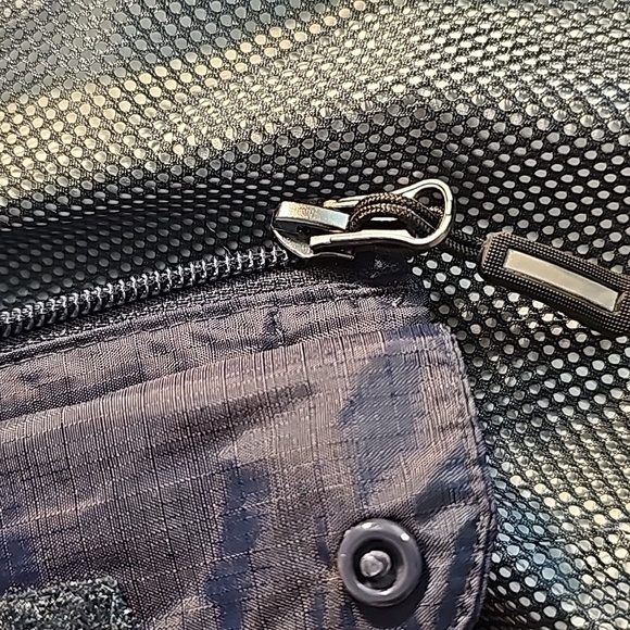 Core 365 ladies S/P navy blue rain wind jacket.‎ Waterproof,  breathable. NWOT - Picture 15 of 17